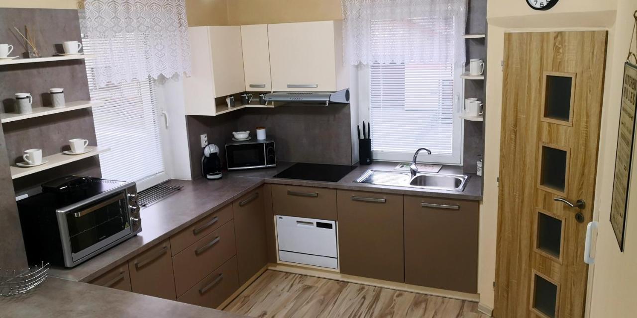 Apartmany Riviera A Chalupa Riviera Liptov, Бешенёва Экстерьер фото