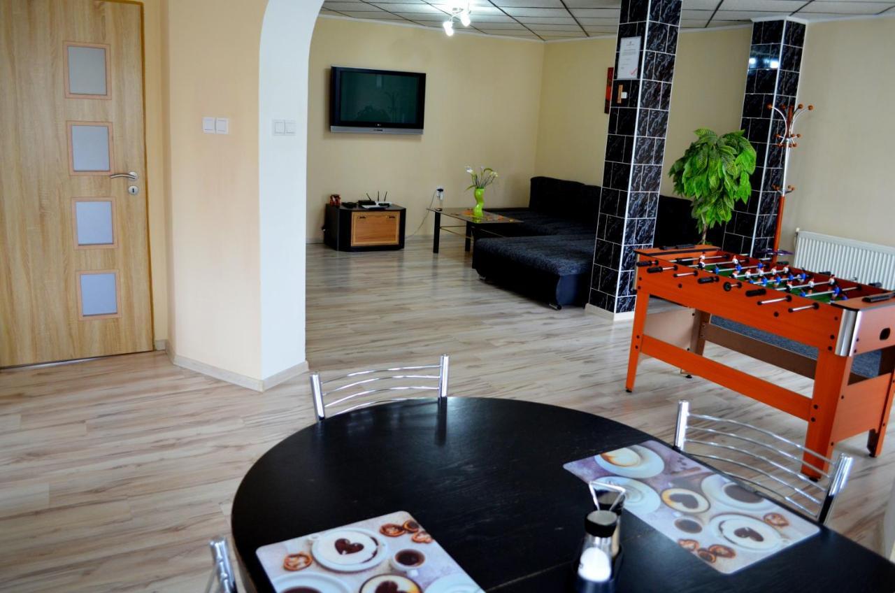 Apartmany Riviera A Chalupa Riviera Liptov, Бешенёва Экстерьер фото