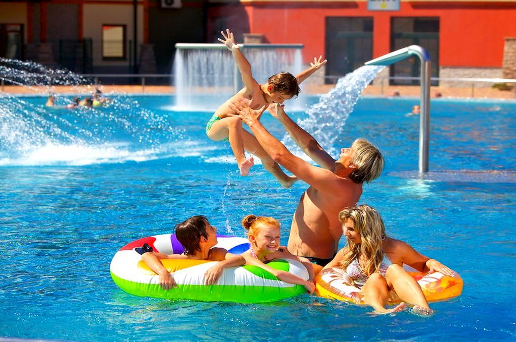 Apartmany Riviera A Chalupa Riviera Liptov, Бешенёва Экстерьер фото